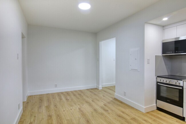 Photo - 3010 Av. Van Horne Unit 5