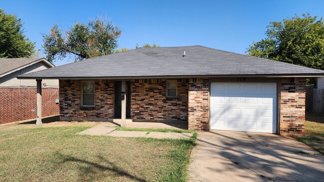 Remodeled 3 bedroom 1 bathroom house in Ed... - Remodeled 3 bedroom 1 bathroom house in Ed...