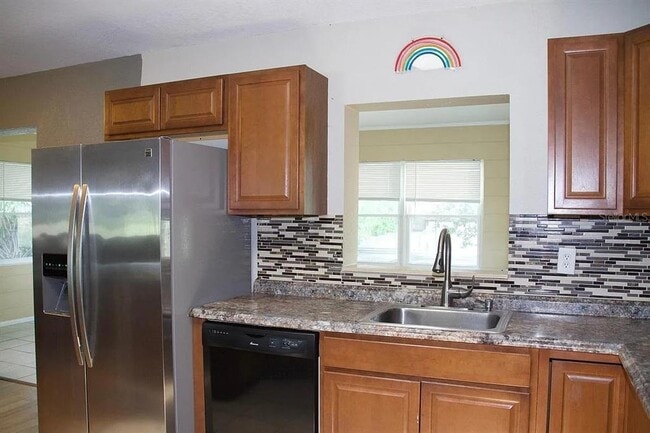 Photo - 2809 Gulfstream Rd