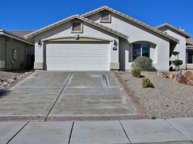 1956 Willow Oak Ln