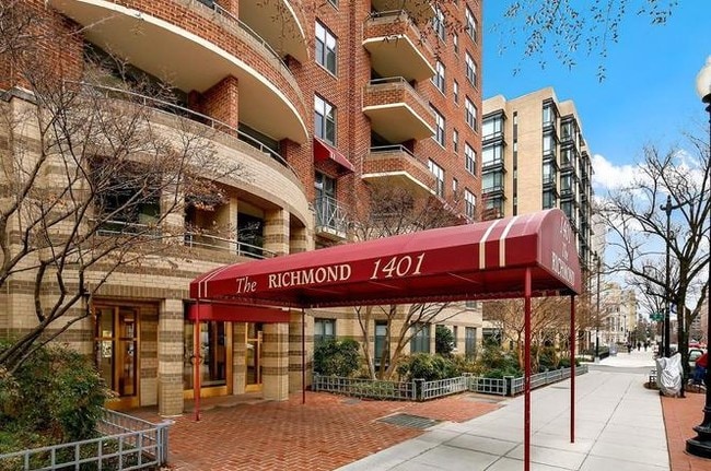 Photo - 1401 17th St NW Unidad 607