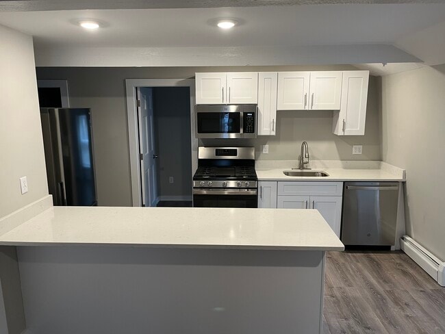 Photo - 37A Maple Ave Apartments Unit 3
