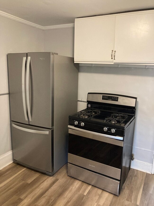 Photo - 117 N 60th St