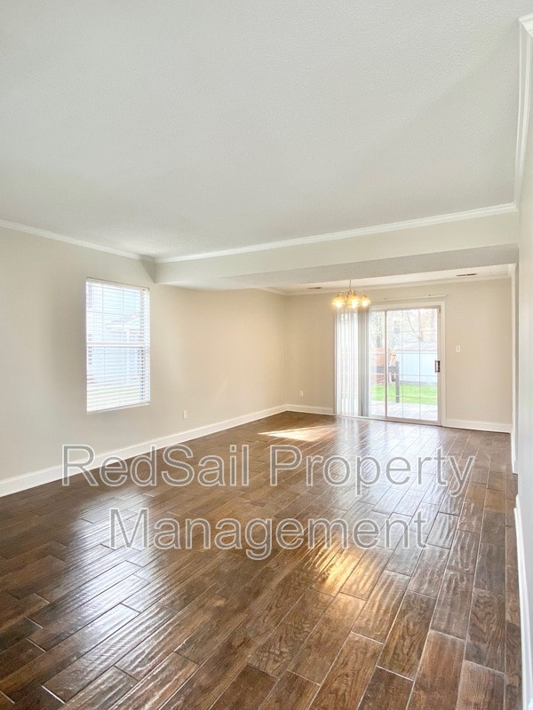 Photo - 710 Prince Ct