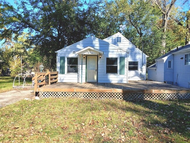 Building Photo - 112 Hazel Ct