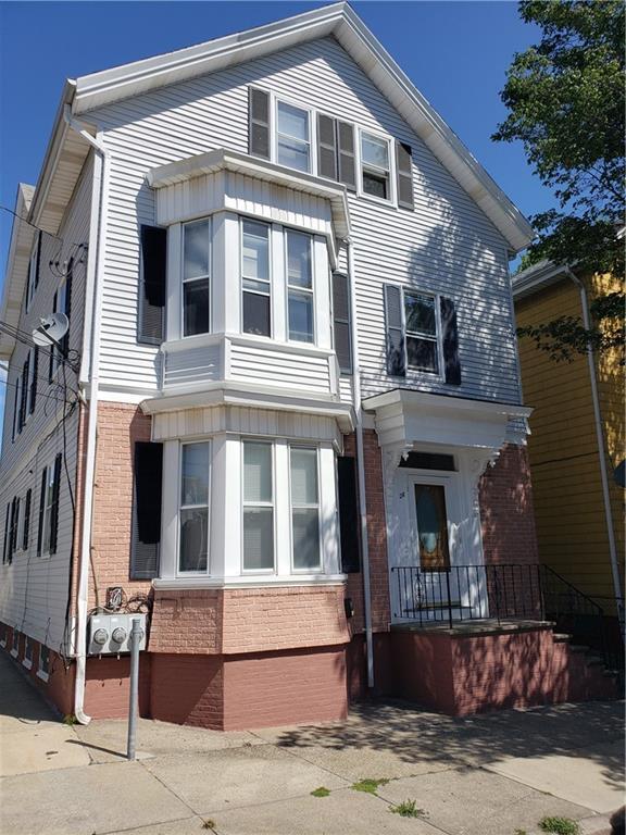 Building Photo - 28 E Transit St Unit 2