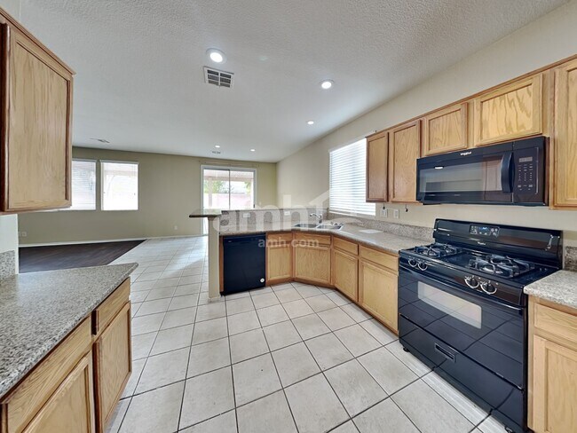 Photo - 4005 China Cloud Dr