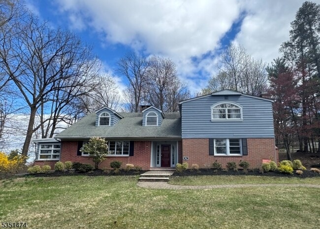 Building Photo - 56 Grandview Pl