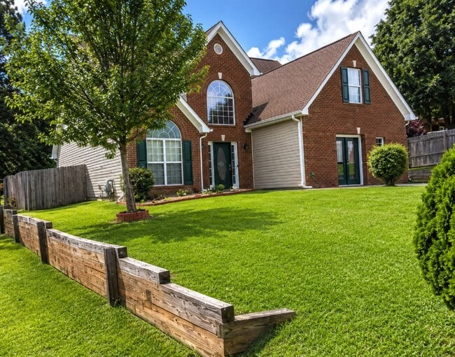 Photo - 1427 Amaryllis Way