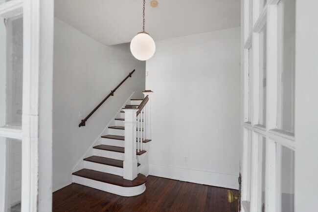 Photo - Renovated 2 bedroom 1 bathroom with office space Baldwin Park