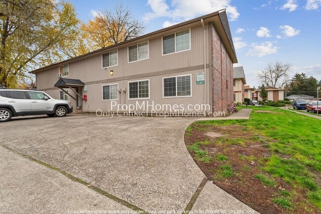 Enjoy the Cedar Hills Lifestyle in this Th... - Enjoy the Cedar Hills Lifestyle in this Th... Apartment Unit 3283 SW 126th Avenue