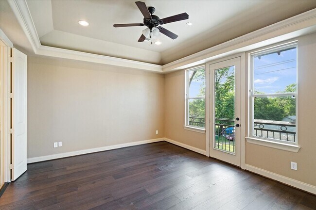 Photo - 1520 Amundsen St