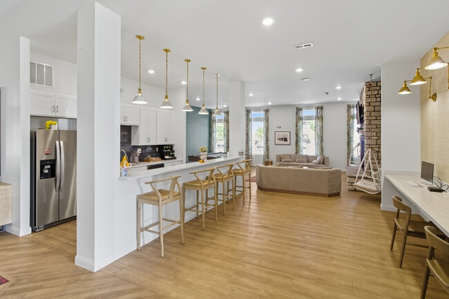 Photo - Monarch on East Broad