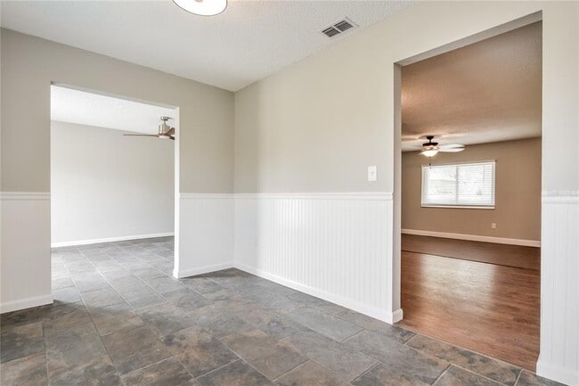 Photo - 4728 Kimball Ct W