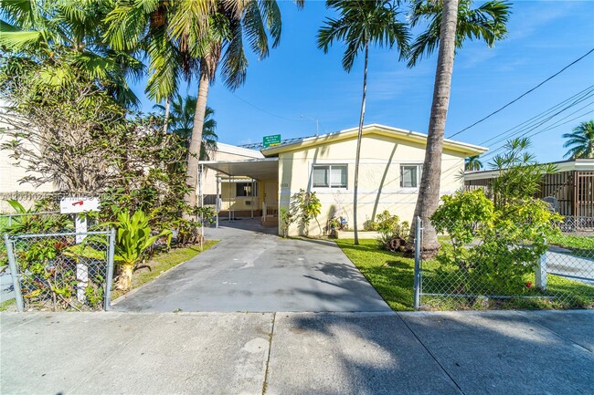1021 NW 23rd Ave Unit 1023