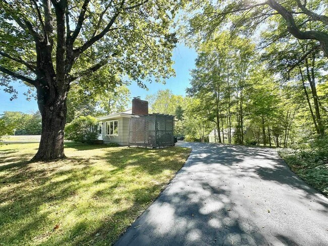 Photo - 10 Roulston Rd