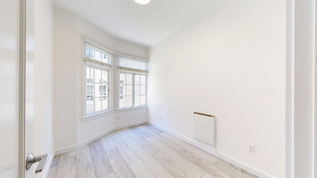 Photo - 936 Hayes St Unit 29