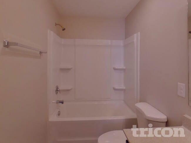 Photo - 809 Valley Creek Dr