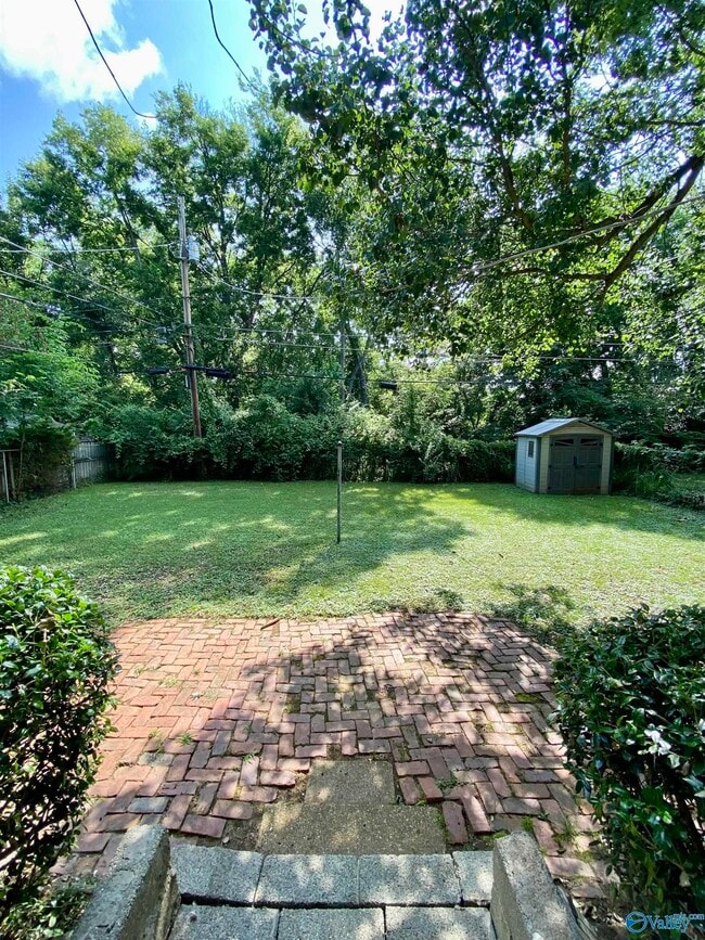 Photo - 2019 Vanderbilt Dr SW