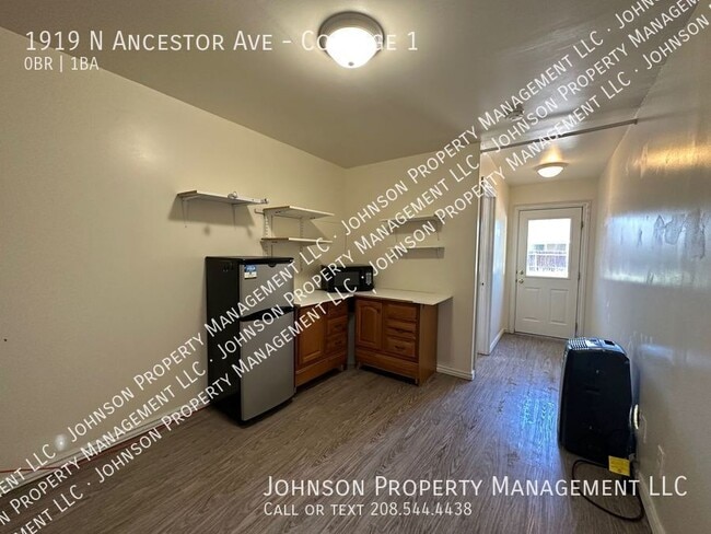 1919 N Ancestor Ave Unit Cottage 1