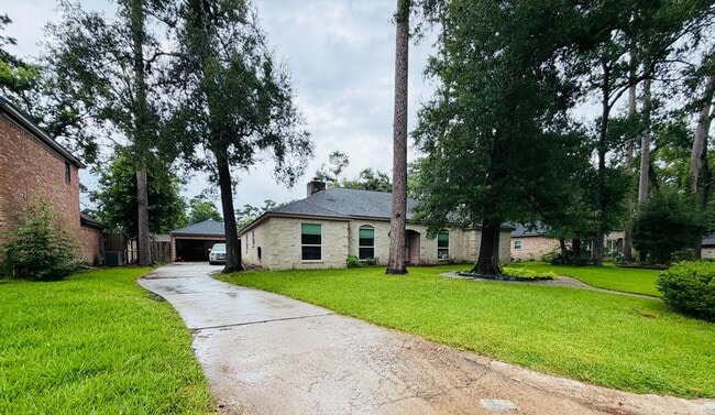 Photo - 2123 Lakeville Dr