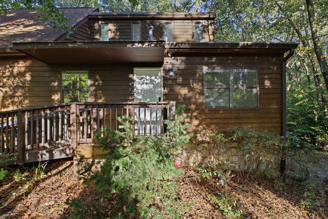 Photo - 2459 Clairmont Rd NE