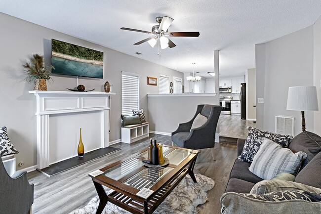 Building Photo - 6172 Sayler Park Rental