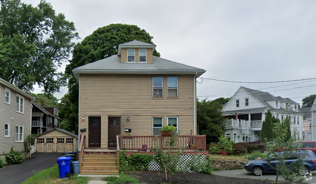 Building Photo - 7 Donnybrook Rd Unit 2 Rental