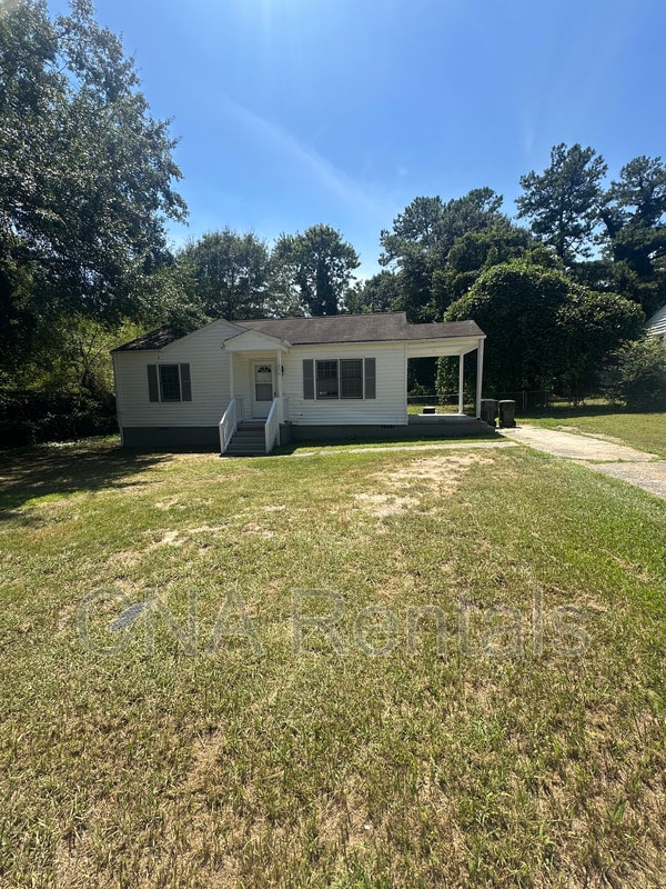 Photo - 1936 Clearwater Dr SE