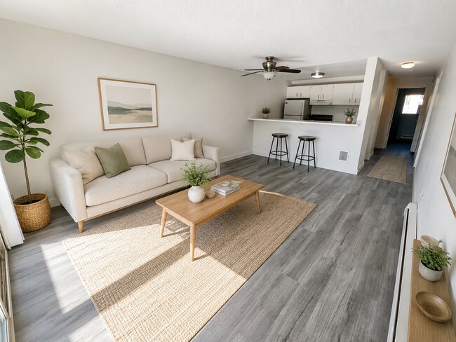 Photo - Scenic Lakeside Apartment for Rent - Federal Way Unit A15