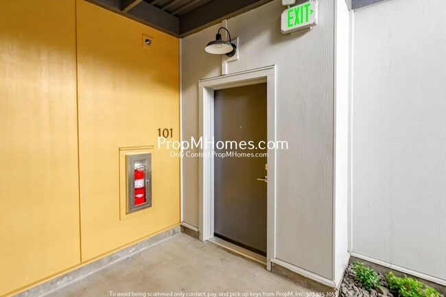 Photo - Modern Two Bedroom Unit with Fenced Yard! Unit 4785 N Albina Avenue  101