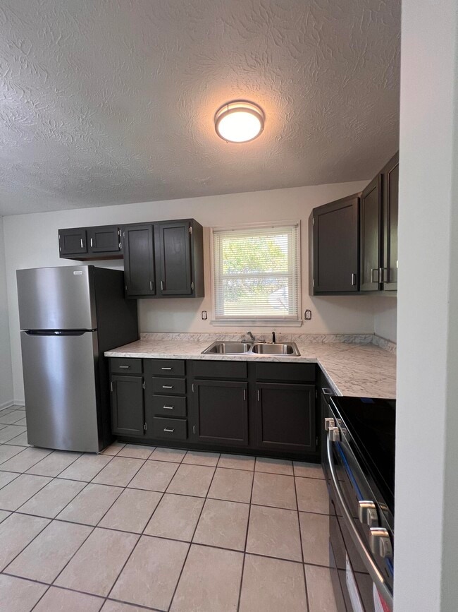 Photo - 1602 Astaire Ct