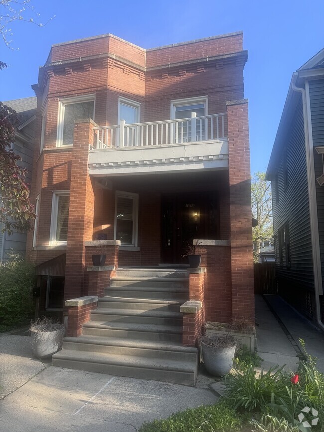Building Photo - 1519 W Granville Ave Rental