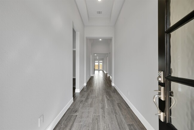 Photo - 6518 Redwing Ct