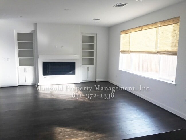 Photo - 4 Bed 3 Bath Home in Incredible Coastal Location