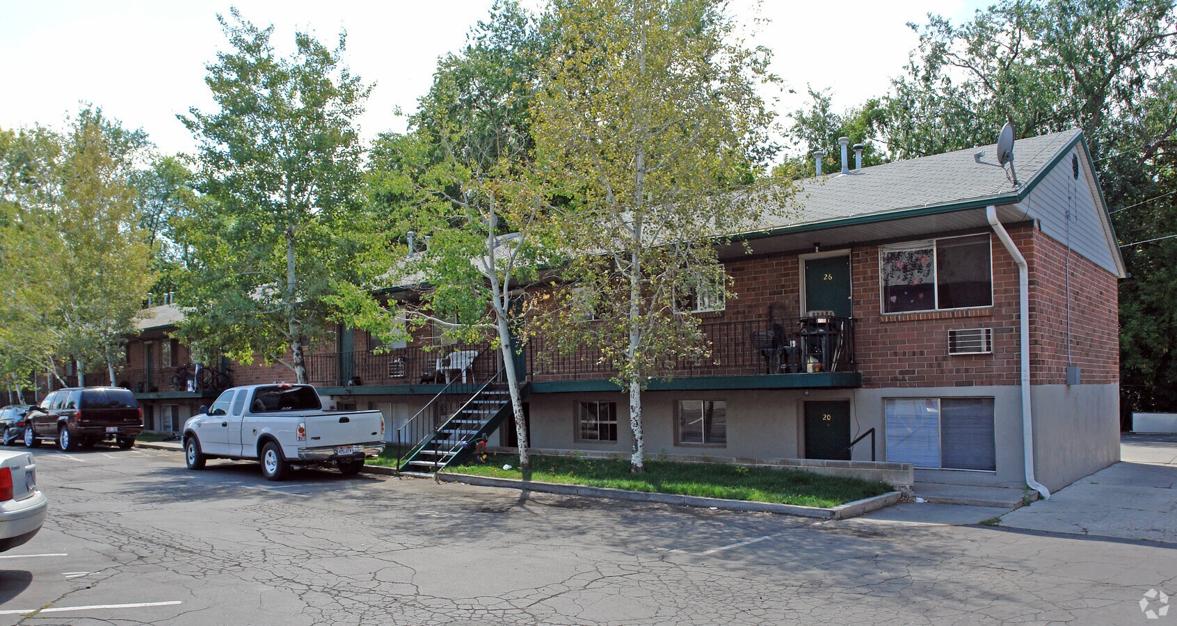 Aspen Apartments - Aspen Apartments