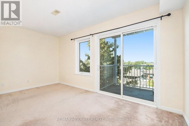 Photo - 113 Keltie Private