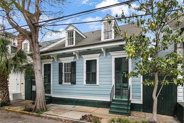 Building Photo - 2615 Chartres St