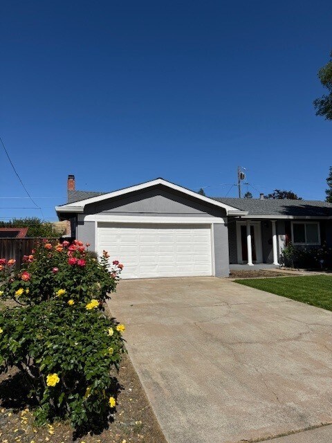 Photo - 730 San Andreas Ct