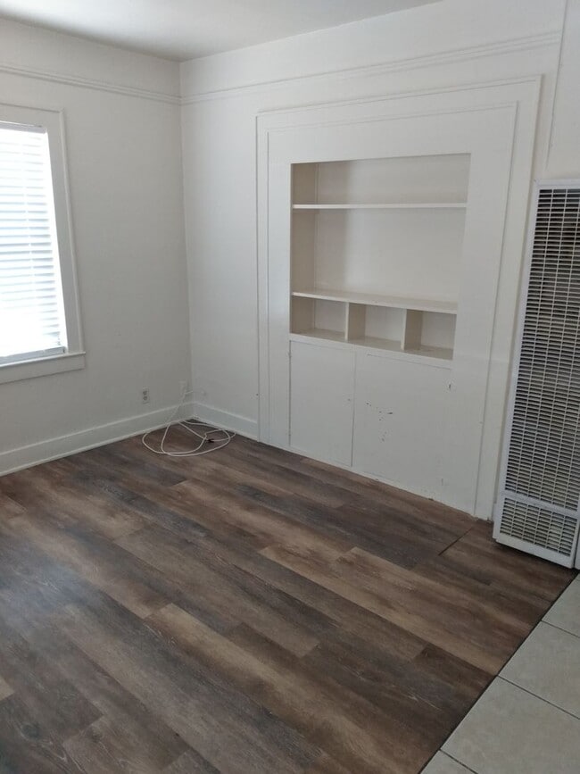 Photo - 1 Bedroom, 1 Bath Duplex in Hanford