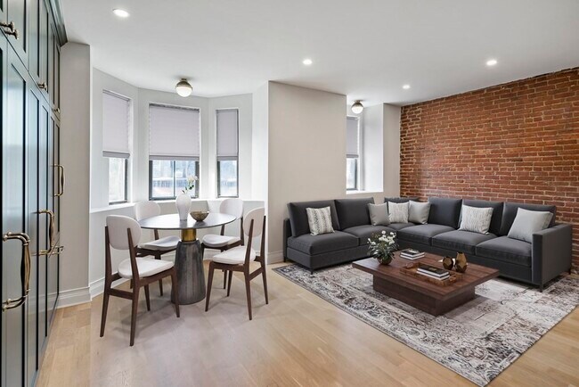 Photo - 102 E Brookline St Unit 4