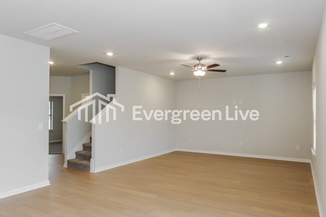 Photo - 103 Cool Cir