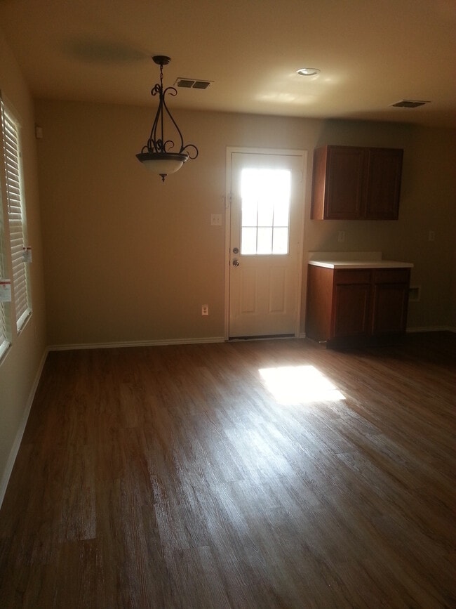 10565 Flagstaff Run