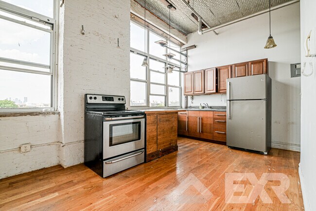 Photo - 1087 Flushing Ave Unit 413