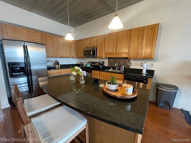 Photo - 101 Curry Ave Unit 510