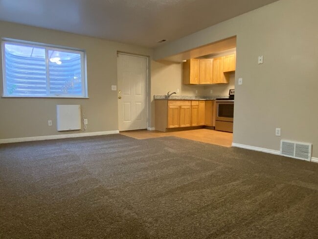 Photo - 265 N 750 W Apartment Unit 265 N 750 W #2