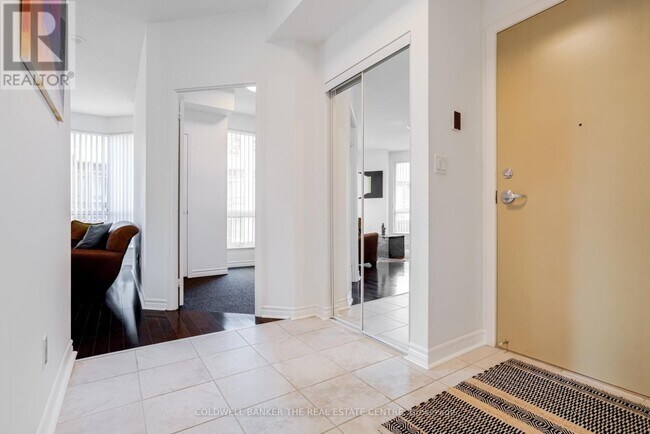 Photo - 18 Holmes Ave Unité 310