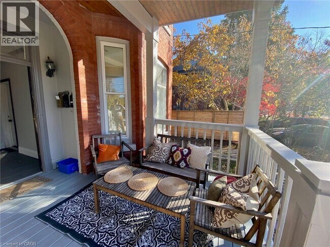 Photo - 500 Colborne St Unit 2