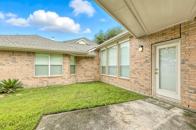 Photo - 14411 Gadshill Cir