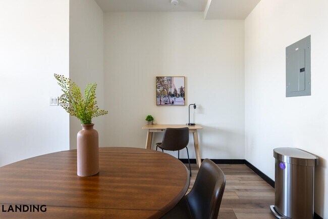 660S S Coronado St Unit 1202
